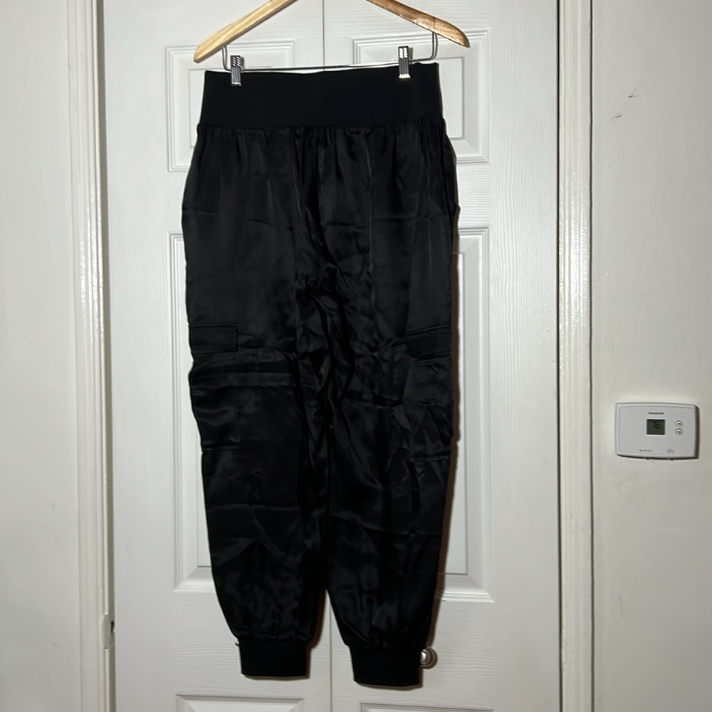Cinq a sept Black Satin Jogger Pant XL - Picture 5 of 11